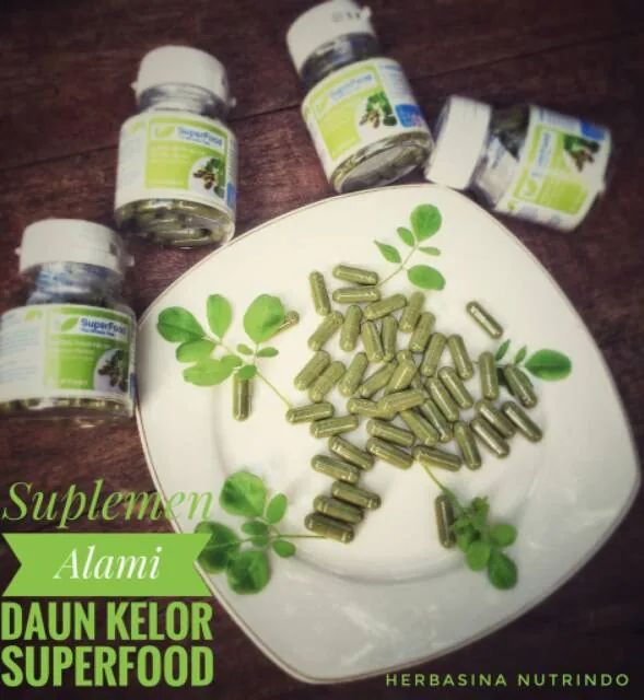 Superfood Moringa Capsules at 50 capsules 3 of 3